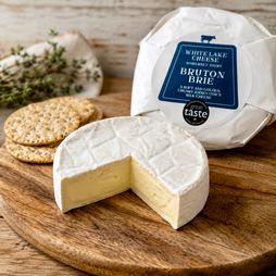 White Lake Cheese Organic Bruton Brie (180g)