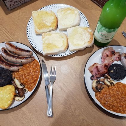 Customer image of The Best of British Breakfast Box