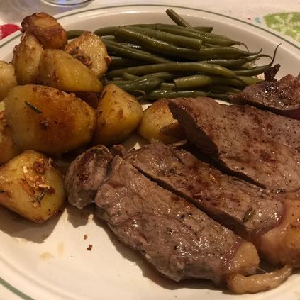 Customer image of Gourmet BBQ Box