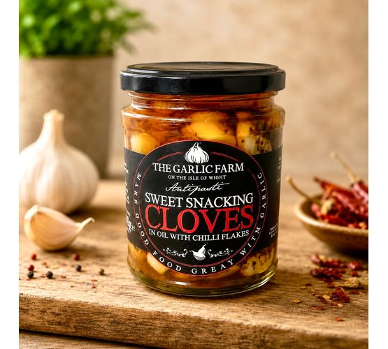 The Garlic Farm Sweet Snacking Garlic Cloves with Chilli (270g)